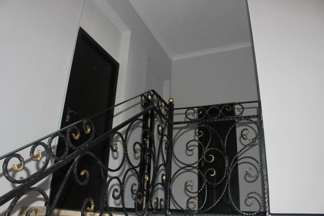 Zarzma Hotel Kutaisi Bagian luar foto